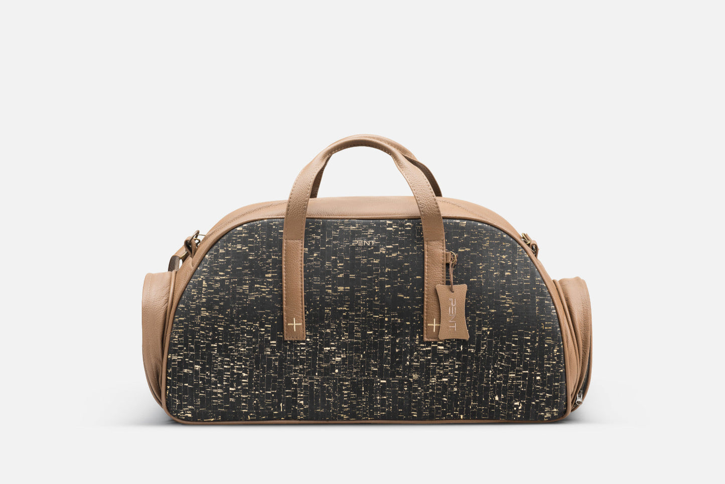 Luxurious Torba™ fitness bag made of genuine leather and cork, showcasing sophisticated design and functionality.